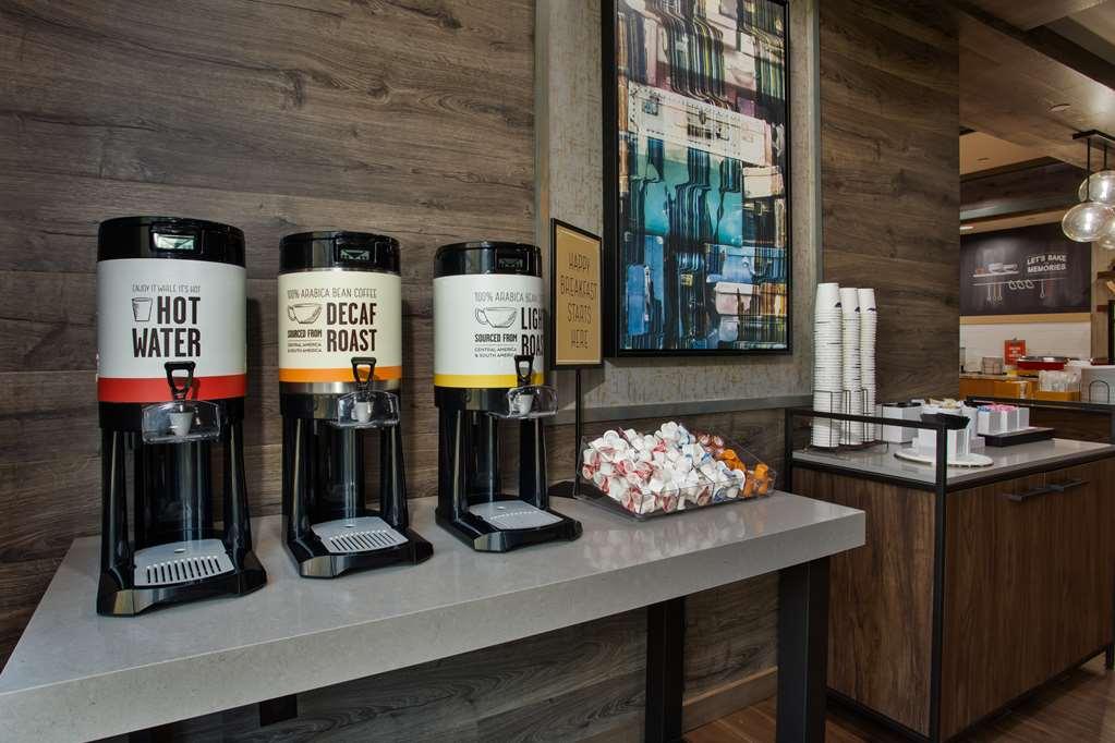 Hampton Inn And Suites Newark Airport Элизабет Ресторан фото